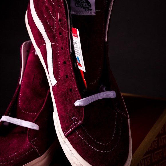Vans Sk8-Hi Pomegranate Suede - Picture 3 of 6